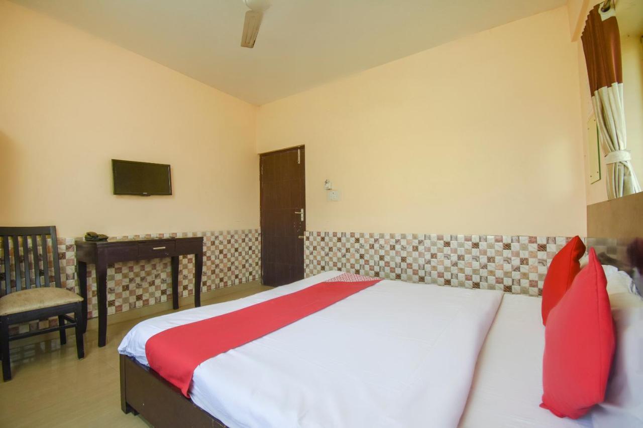 Oyo Flagship 72260 Seema International Hotel Gauripur Exterior photo